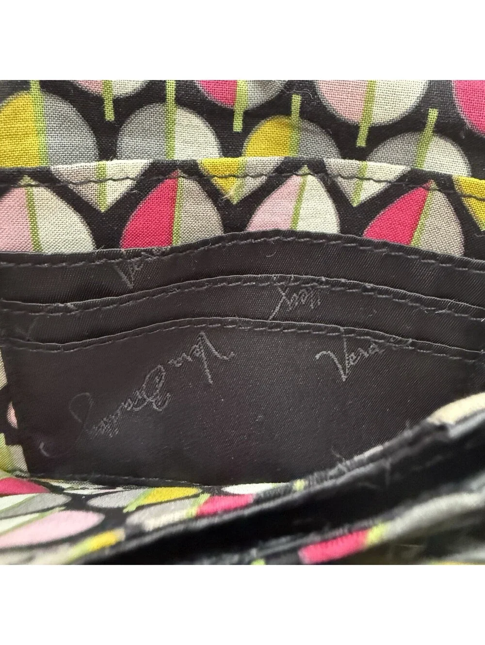 Vera Bradley Black Quilted Turn Lock Wristlet Wallet Colorful Leaf Interior